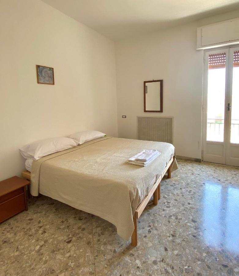 Casa Marialuisa Apartment Монополи Екстериор снимка